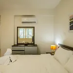 H&O Miki'S Seaview House