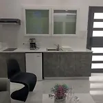 Ermioni Apartments
