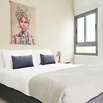 Phaedrus Living Ledras Residences 201