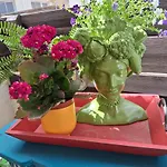Villa Poppy