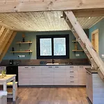 Private Nature Glamping Cabin With Pool & Bbq Retreat