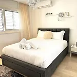 Wealthystays Duplex In The Heart Of Nicosia