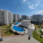 Studio Apartment With Great View - Beach, Sun, Studio Fun