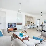 Villa Nia Aq Ol20