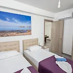 Villa Desi Aq Prpo490A