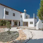 Villa Nepou - Beautiful 4 Bedroom Villa - Located In Ayia Napa Villa With Private Pool