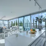Villa Chivon Aq Wp8