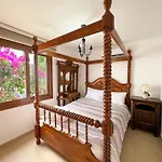 Karmi C4 Apartment With Jacuzzi