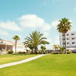Piere - Anne Beach Hotel