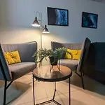 Violetta Apartment, Ground Floor Pool View