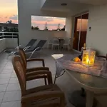Nissi Elena -Sunshine Apt