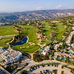 Aphrodite Hills 3 Bedroom With Bbq, Patio & View