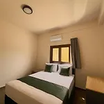 Kleos Noble Retreat - Adults Only - Stone-Build Apartments & Guesthouse Rooms