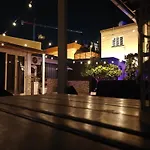 Mamas Summer House