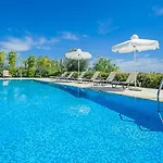 Rent Private Villa 069