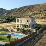 Petros Seashore Villa