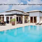 3 bedroom Villa Anarita with private pool, Aphrodite Hills Resort