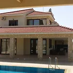 Noufaro Luxury Villa