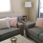 Estian Nafi Apartments