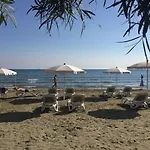 Sandy Beach Apartment 15