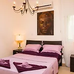 Amadora Luxury Villas