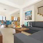 Villa Emerald