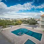 Palm Apartments
