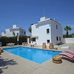 Maria Villa