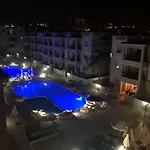 Royal Seacrest Apartment