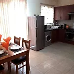 Newly Remodelled Apartment, Pool, Sauna And Gym