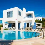 Luxury holiday villa Apollo 9