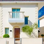 Amadora Luxury Villas