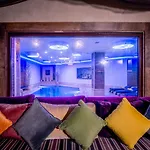 Vuni Palace Luxury Resort & Beach & Casino