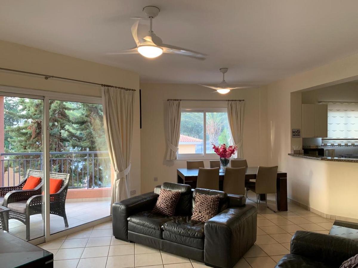 Limnaria Gardens: Sunny 2 Bed Apartment *
