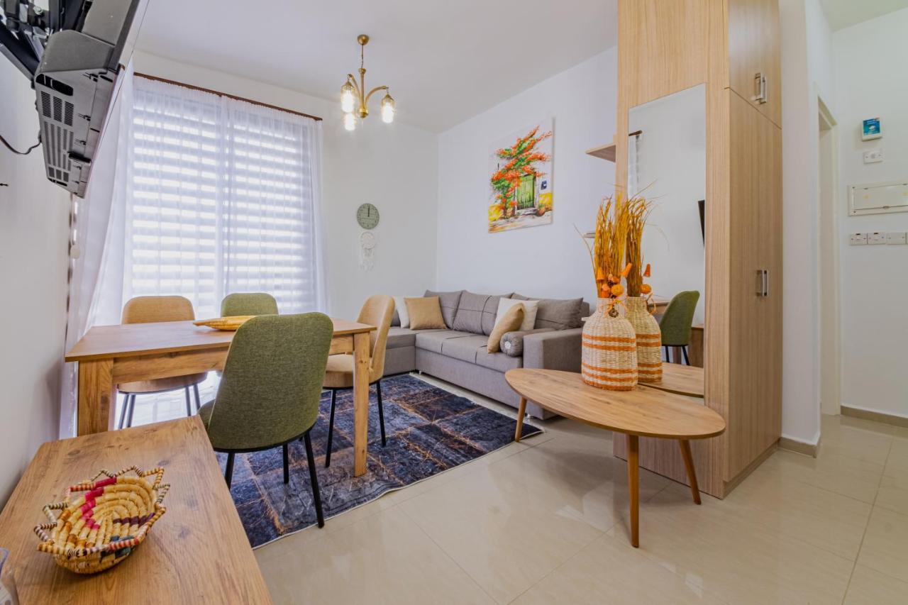 Perfect One-bedroom Mountain View Dolce 1-11 尼科西亚