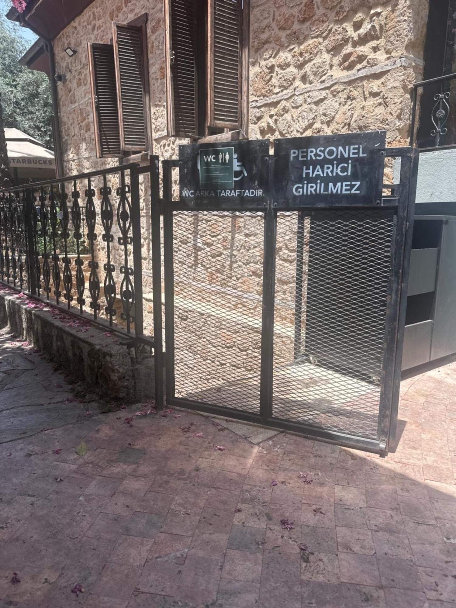 Hotel Irem