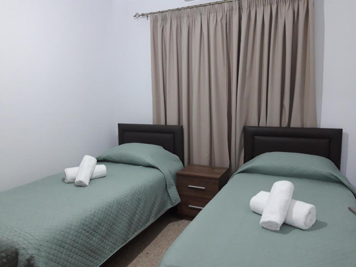 Costas Two-bedroom Ground Floor * Πάφος