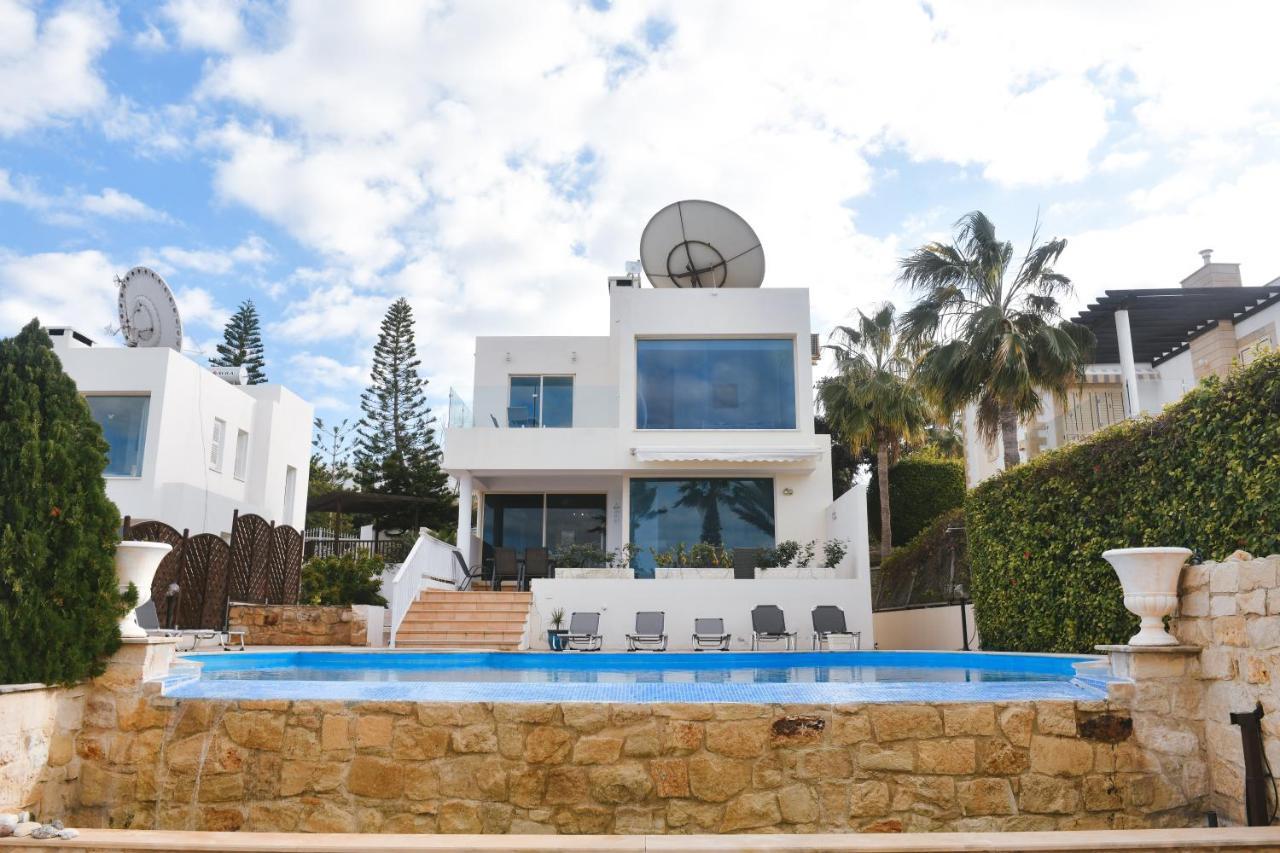 Sunset Beach Villa