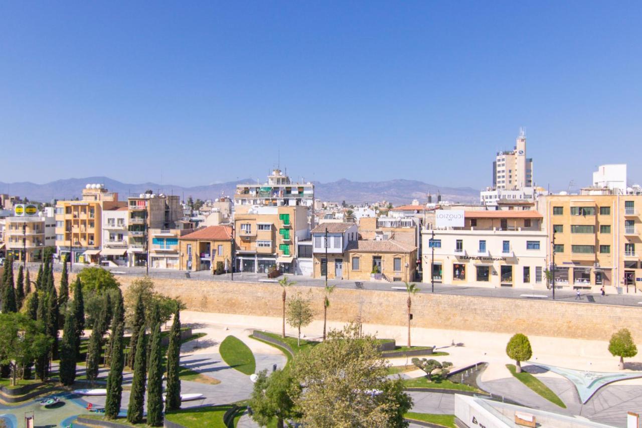 Apartament Phaedrus Living: Plateia *
