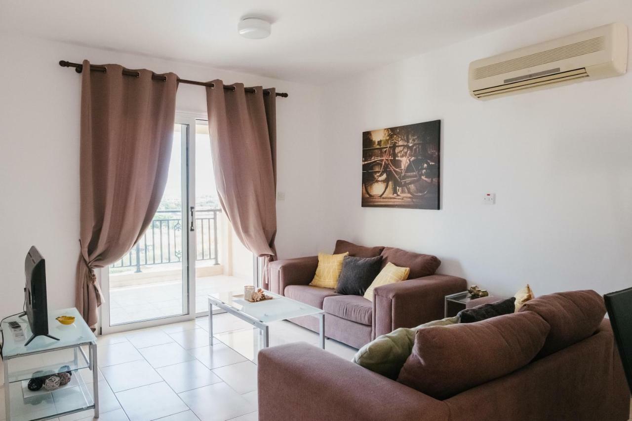 Kings Sunset 2 Bedroom Sea View Flat In Apartment Paphos