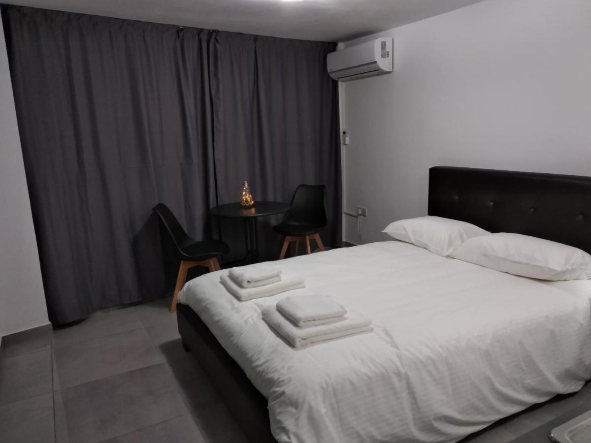 Cozy Place In The Heart Of Harbor Apartment Paphos