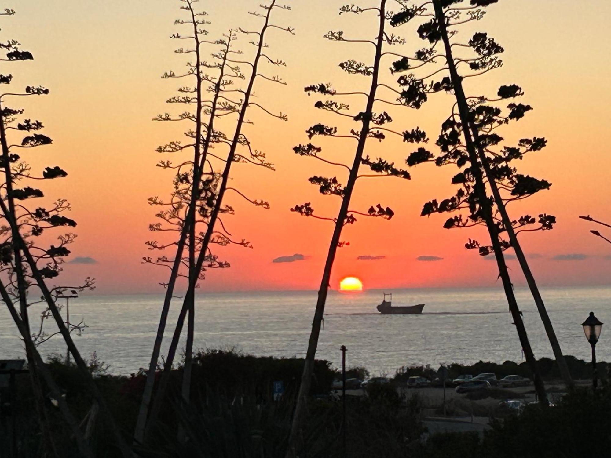 Appartamento Seaview With Garden & Pool