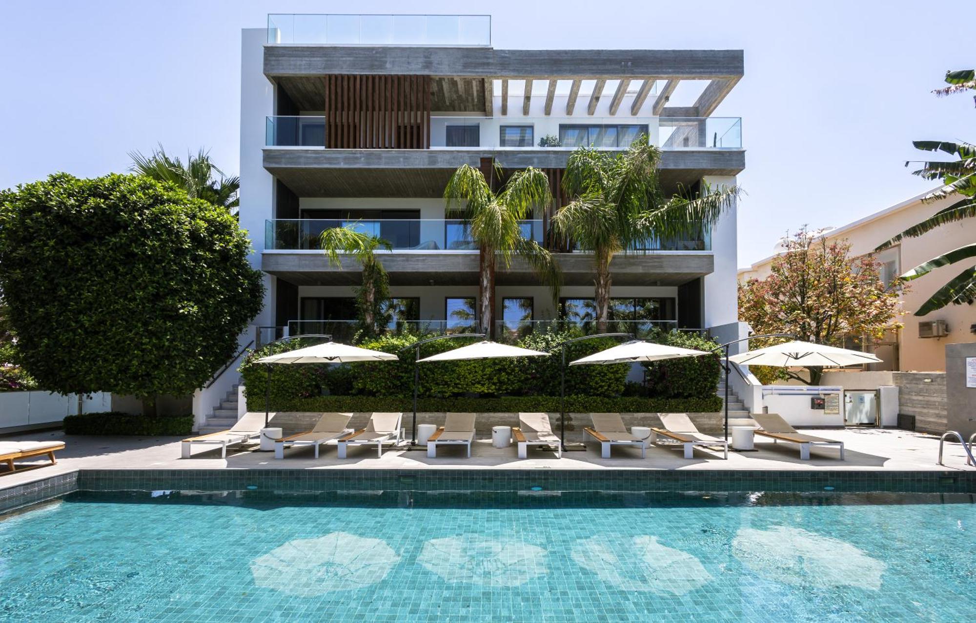 Sofia Luxury - Premium With Pool & Bbq, Rooftop Terrace, 5 Min To Sea Апартаменты Пафос