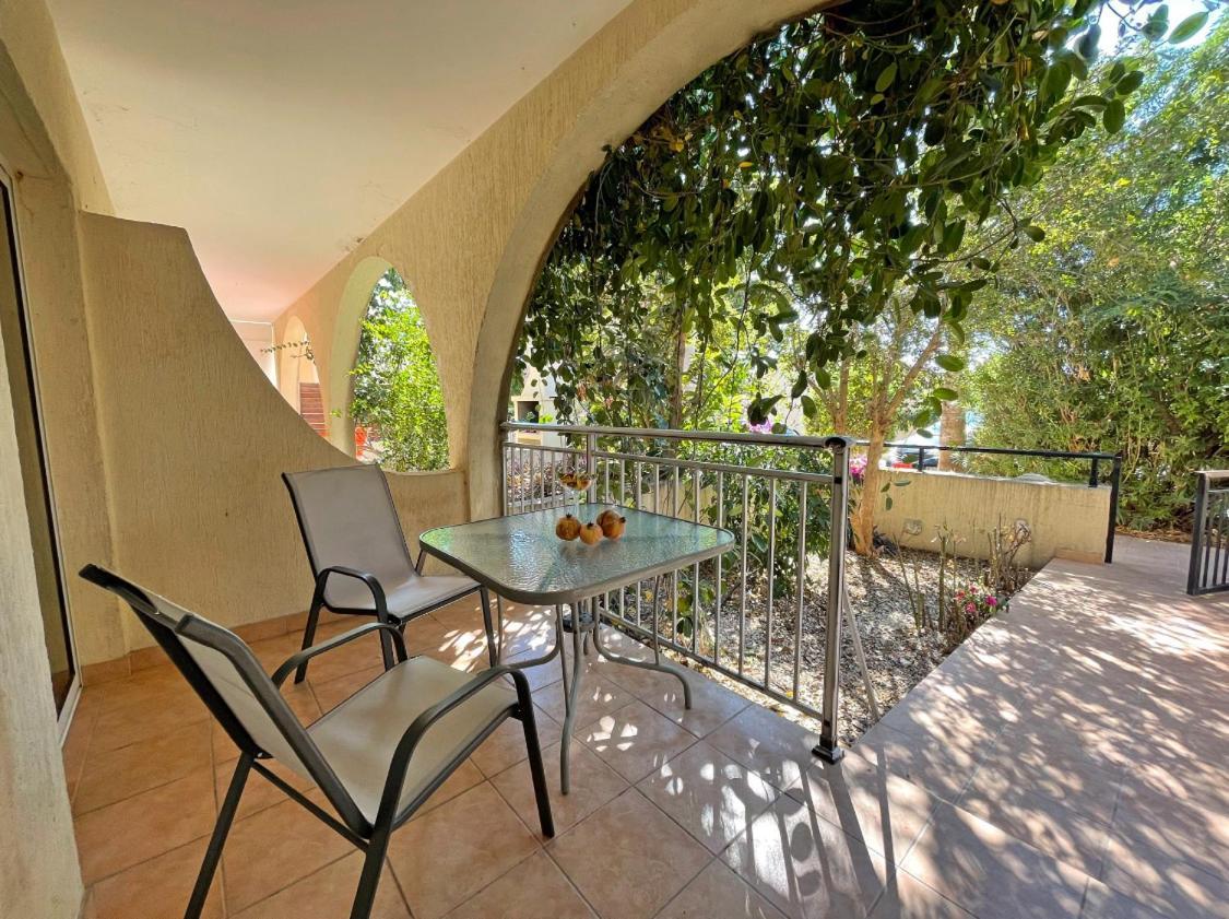 Town House, Garden, 2 Bedrooms, 2 Bathrooms بافوس