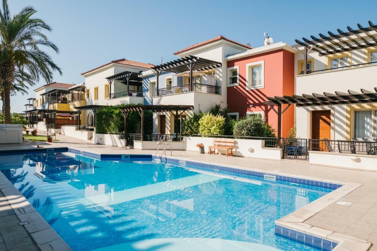 Aphrodite Gardens No.9 Luxury Apt * Paphos